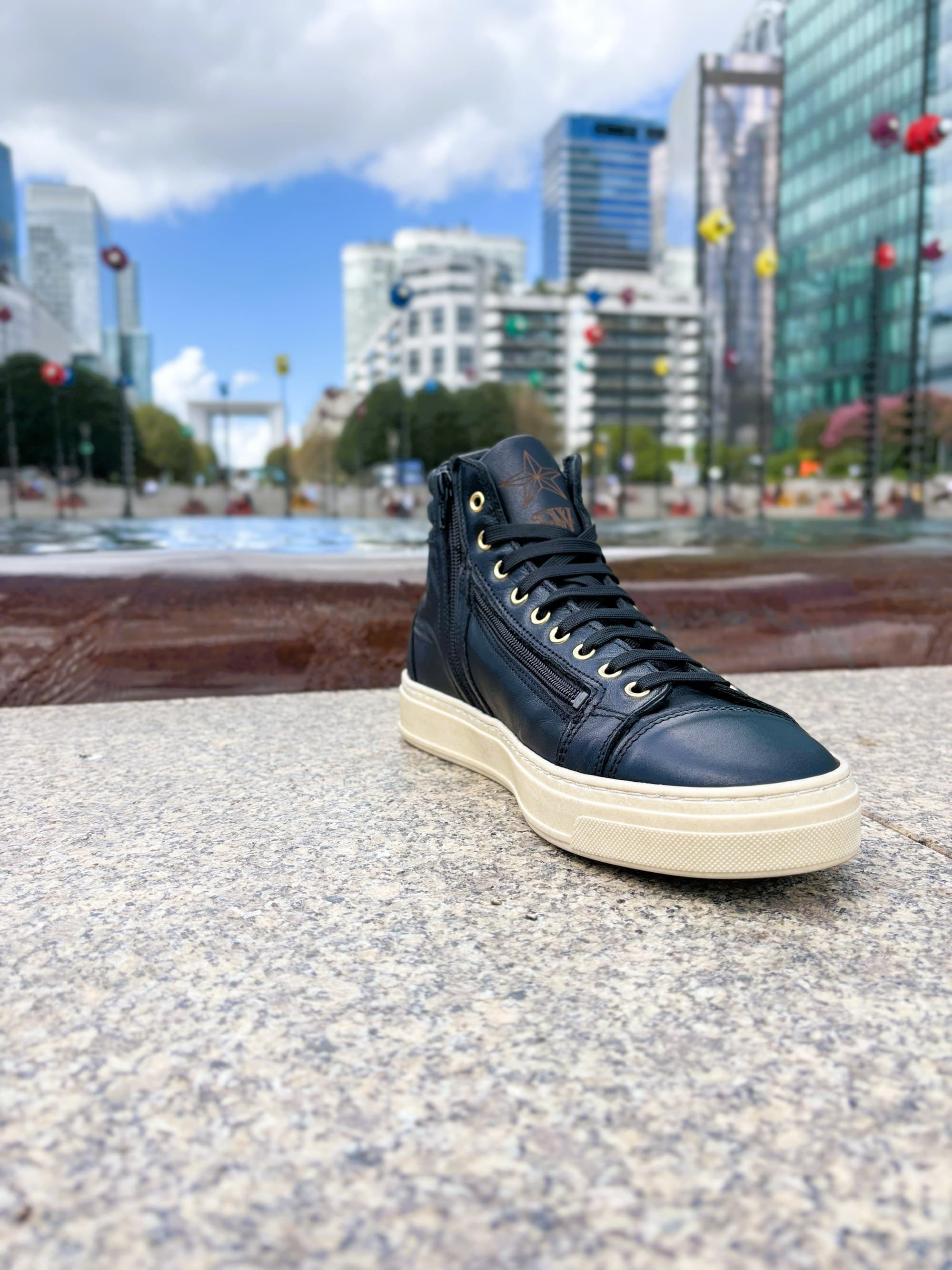 DW Noir — La Défense, Paris